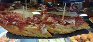 TRASPASO POR JUBILACION BAR EMBLEMÁTICO EN TORTOSA