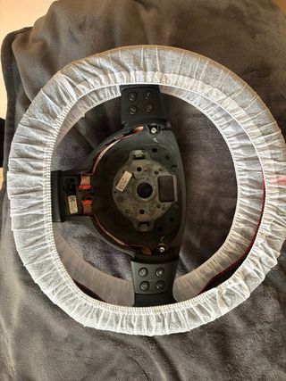 Volante Golf 5 GTI Negro con Costuras Rojas