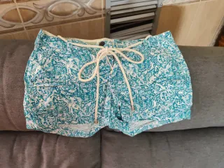 Shorts H&M Estampado Azul y Blanco