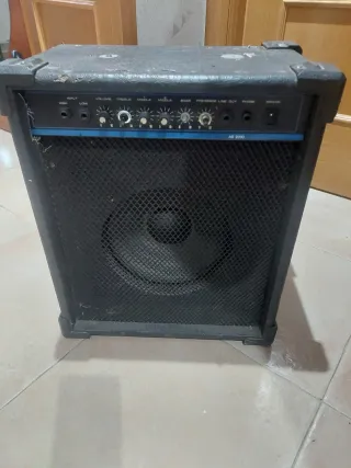 Amplificador Guitarra AB 2010