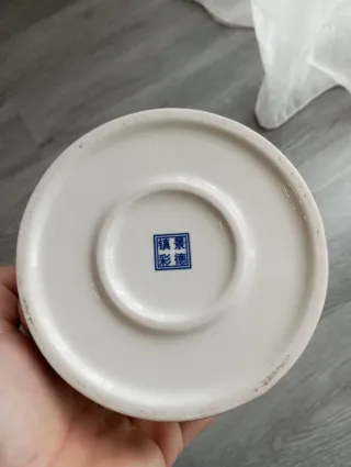 Teiera cinese in porcellana decorata