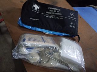 Botiquín Mercedes-Benz