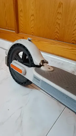 2 Patinetes Eléctricos Xiaomi Mi