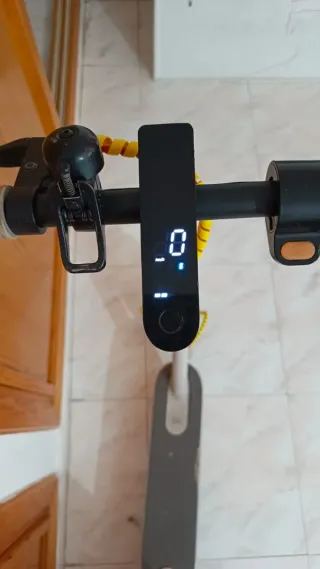 2 Patinetes Eléctricos Xiaomi Mi
