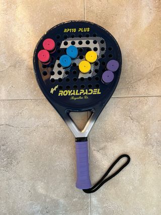 Pala Padel Royal + Funda + 9 Pelotas + 8 Grips