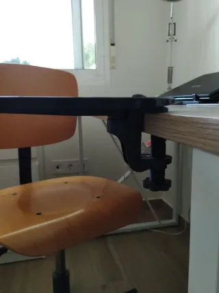 Reposabrazos para escritorio negro