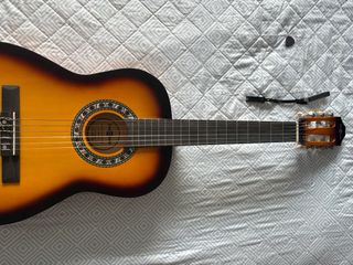 Guitarra 3/4 Gear4music - Buen estado