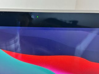 Apple Thunderbolt Display + Adaptador TB3