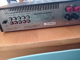 Amplificador integrado Marantz PM-26 Negro