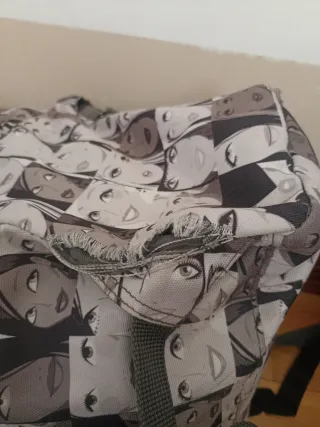 2 Mochilas grises Eastpak/J.Labanda.OJO, coser!!