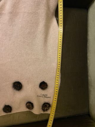 Sciarpa Laura Biagiotti Beige con Pompon