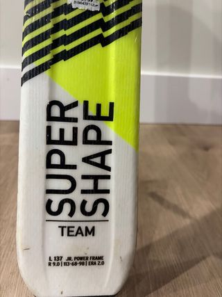 Esquís Carving Head Super Shape 137 Bastones head