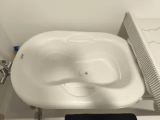 Bañera y cambiador para bebé Brevi