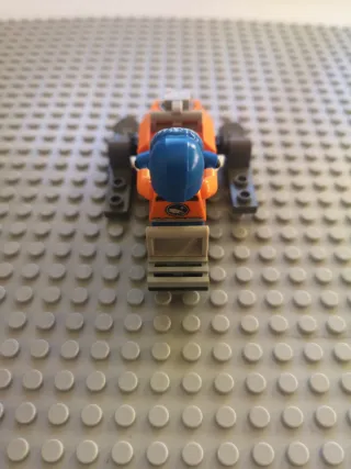 Moto de nieve Lego con figura