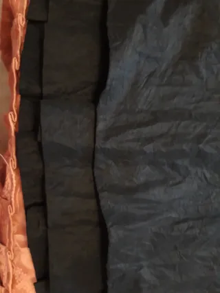 Vestido negro de fiesta sin tirantes