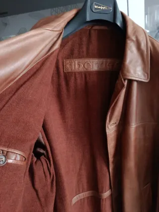 Chaqueta de piel marrón hombre