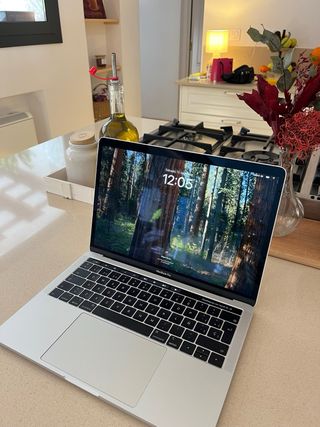 MacBook Pro 13” 2019 i5 8GB 500GB SSD