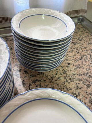 Vajilla 72 piezas porcelana sin estrenar