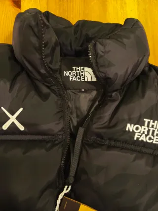 Chaqueta The North Face KAWS Negra Talla M