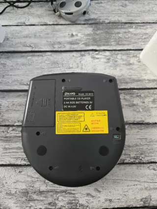 Reproductor CD Portátil CD-9916