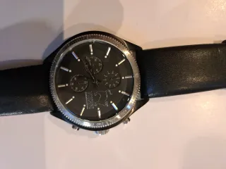 Reloj Moschino Negro Grande