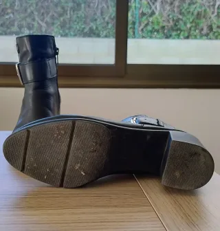 Botines de piel T. 39