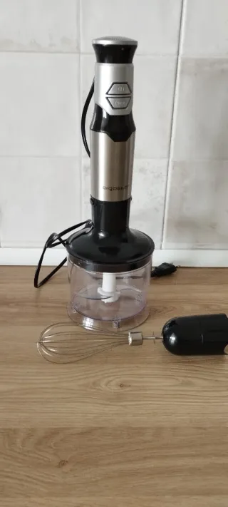 Picadora y varilla batidora de brazo como nueva