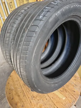 Se vende 2 Neumáticos en perfecto estado