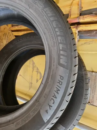 Se vende 2 Neumáticos en perfecto estado