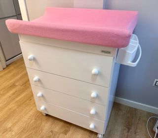 Cambiador Micuna blanco con cajones