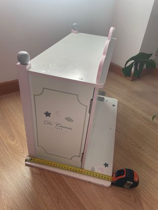 Armario para muñecas