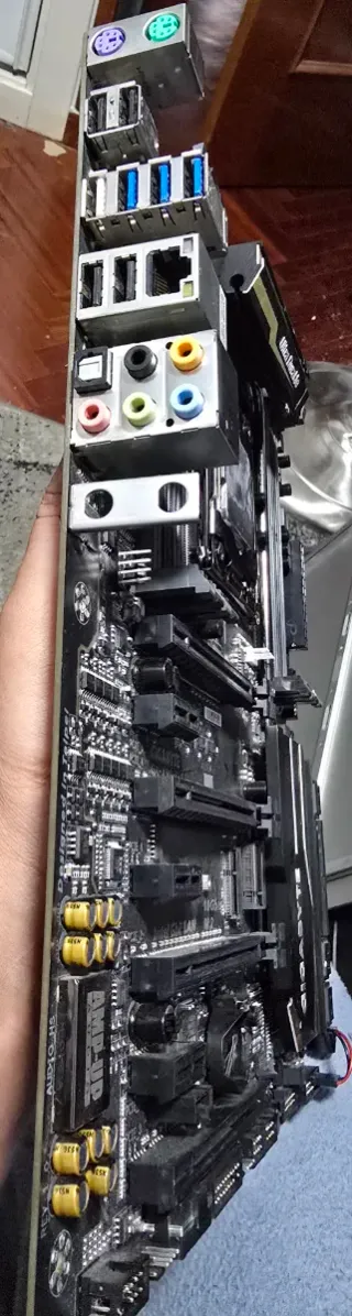 Gigabyte X99-SLI + i7 5820K