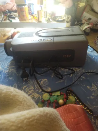 Proyector Sharp Gris Plata