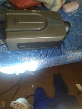 Proyector Sharp Gris Plata