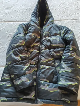 Chaqueta niño camuflaje talla 8