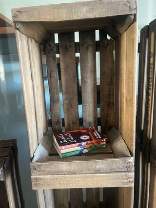 Cajas de frutas /estanterías