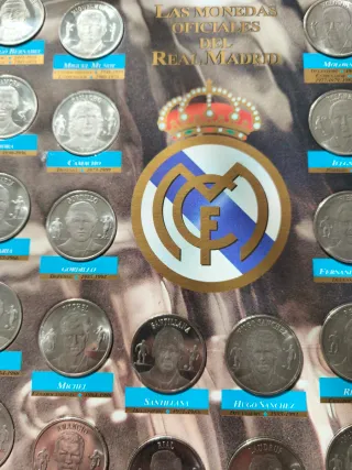 35 Monedas y Cromos Real Madrid