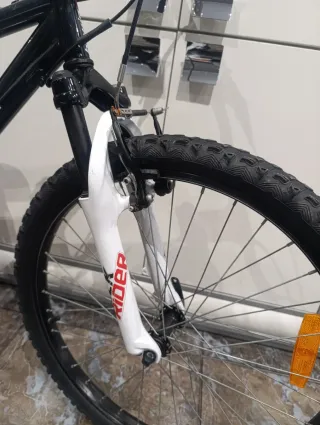 Bicicleta Rockrider 5.0. 24"