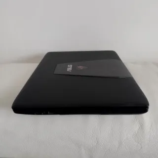 Portátil Asus Gaming Rojo