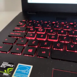 Portátil Asus Gaming Rojo