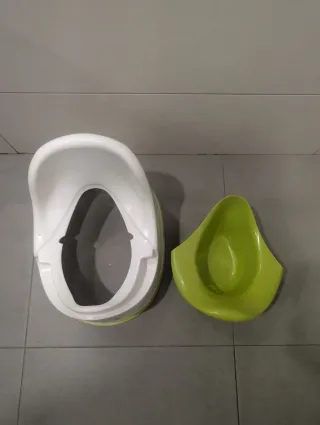 Orinal infantil desmontable