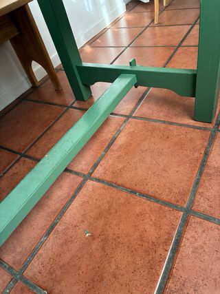 Mesa de comedor de madera