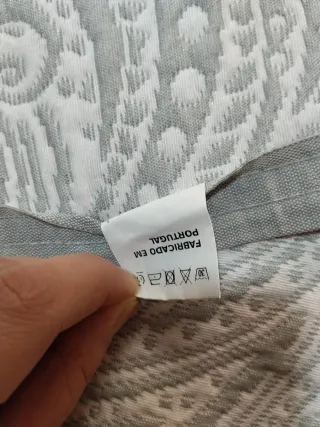 Colcha para la cama o  Cubre Cama NUEVO 2.60 x 2.3