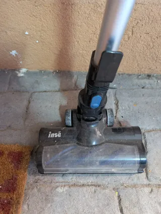 Aspirador Escoba con batería INSE N5 y accesorios