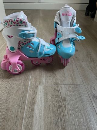Patines infantiles ajustables rosa y azul