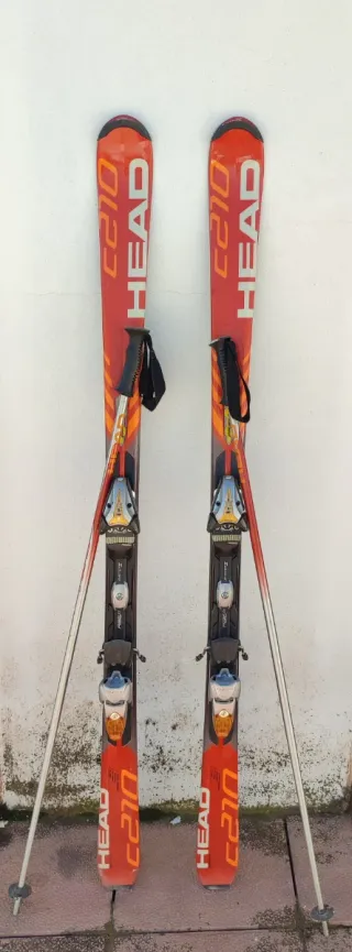Esquís y bastones Head CC210
