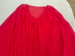 Blusa T 2XL. Con etiquetas. Medidas en descripción