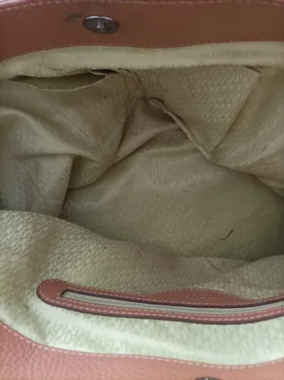 Bolso Tous piel marrón con grabado