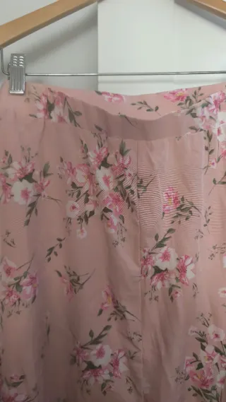 Falda larga rosa floral
