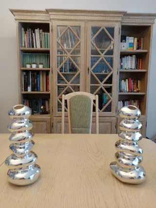 Candelabros de cerámica y por fuera Plateados